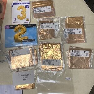 Mylar 40 “ helium balloons gold